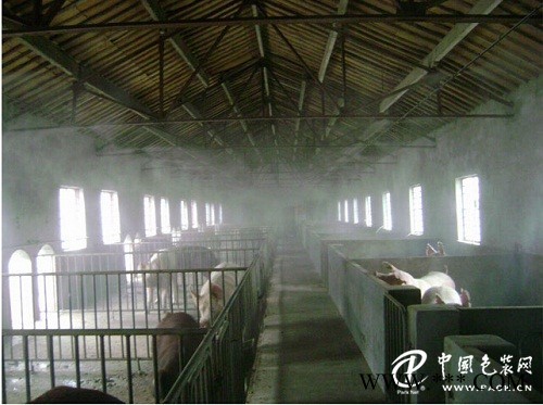 畜牧業(yè)養(yǎng)殖場噴霧降溫噴藥消毒殺菌防疫霧化機