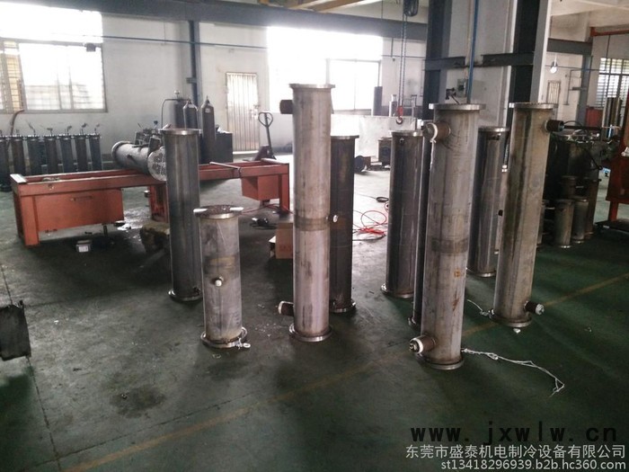 盛泰牌5+5HP殼管式冷凝器