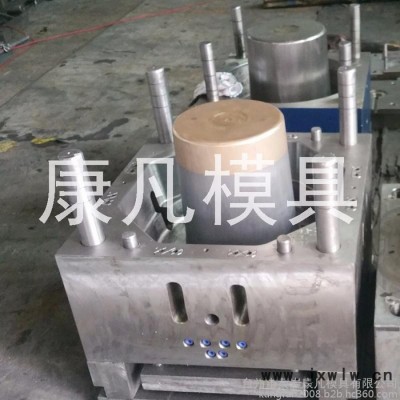 塑料桶模具，20升油桶模具用多大注塑機生產(chǎn)合適 油漆桶模具制造廠 機油桶模具