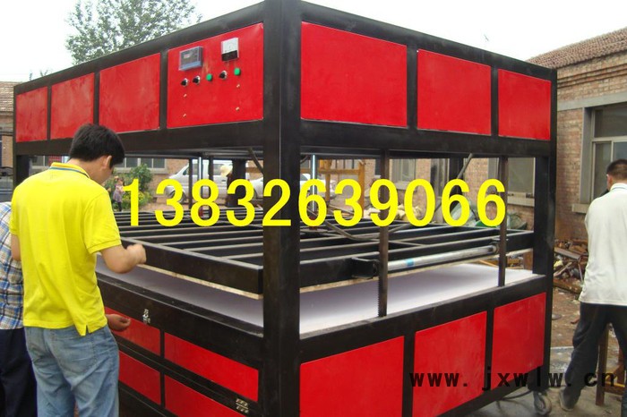 **亞克力吸塑機價格 數(shù)控亞克力吸塑機興捷專業(yè)生產(chǎn)廠家