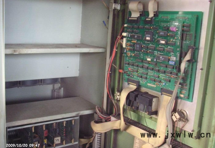 修理銷售改進(jìn)電花機(jī)，數(shù)控機(jī)床， 廈門數(shù)控機(jī)床維修廈門倍速特電火花機(jī)修理。廈門臺一電火花機(jī)修理廈門慶鴻電火花機(jī)修理