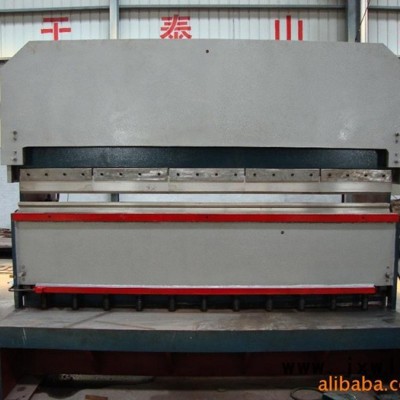 供應(yīng)QB12W67Y4000X100T**剪板折彎兩用機(jī)