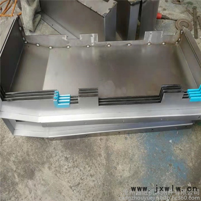 越進(jìn)直銷VMC850加工中心鈑金護(hù)罩 機(jī)床導(dǎo)軌伸縮防塵罩 數(shù)控機(jī)床鋼板防護(hù)罩 **價(jià)廉