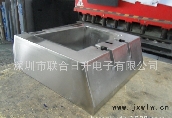 不銹鋼機(jī)箱外殼 不銹鋼鈑金加工 不銹鋼機(jī)箱 深圳