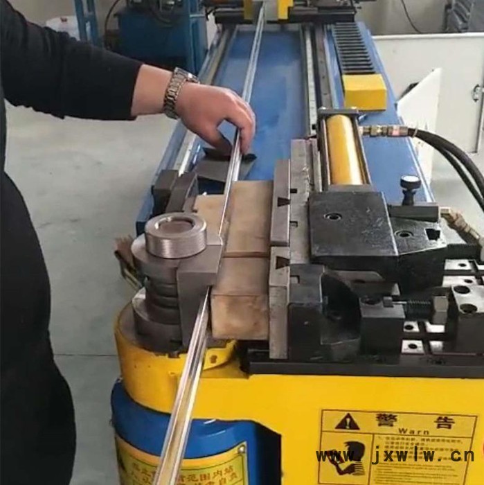 按需定制-箱包專用38型全自動(dòng)彎管機(jī)-液壓彎管機(jī)-數(shù)控彎管