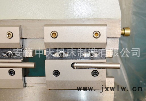 數(shù)控折彎機  **麒麟凱WC67K數(shù)控折彎機 廠家專業(yè)生產(chǎn) 品質保證 E800系統(tǒng)