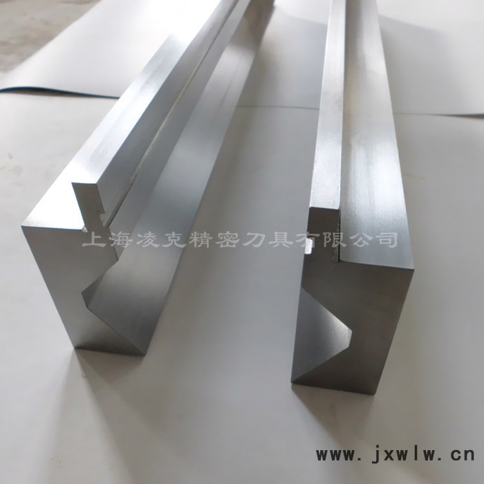 供應折彎機模具 數(shù)控折彎機模具 標準上下折彎機刀具 ** 材料保證 價格實惠