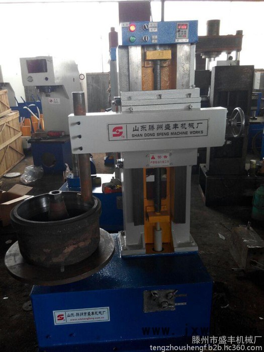 新型T8370A鏜鼓機(jī)，加工直徑700MM鏜鼓機(jī)鏜鼓機(jī)，鉚片機(jī)，壓力機(jī)