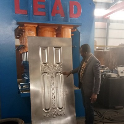 出口尼日利亞防盜門液壓機 鋼板壓花機 LEAD 各噸位各形式壓門機