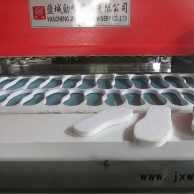 精密四柱裁斷機(jī)