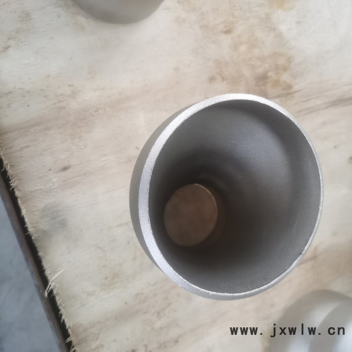 不銹鋼異徑管 沖壓異徑管 焊接異徑管 質(zhì)量可靠  值得信賴