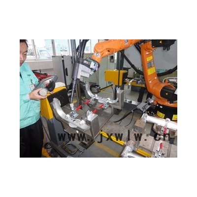 河南省庫(kù)卡kuka210 點(diǎn)焊焊接機(jī)器人
