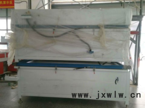 供應(yīng)快刻數(shù)控KK湖北真空覆膜機(jī)多少錢一臺(tái)