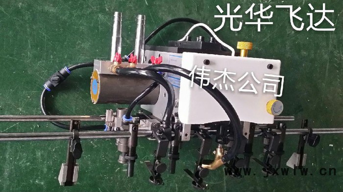 覆膜機飛達頭