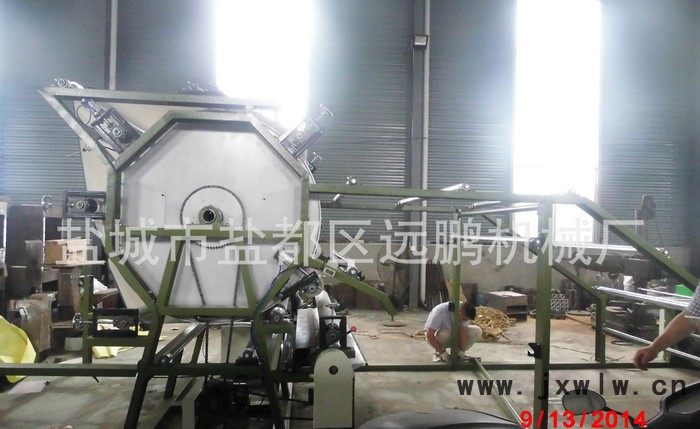 遠(yuǎn)鵬立式網(wǎng)帶復(fù)合機(jī)501型