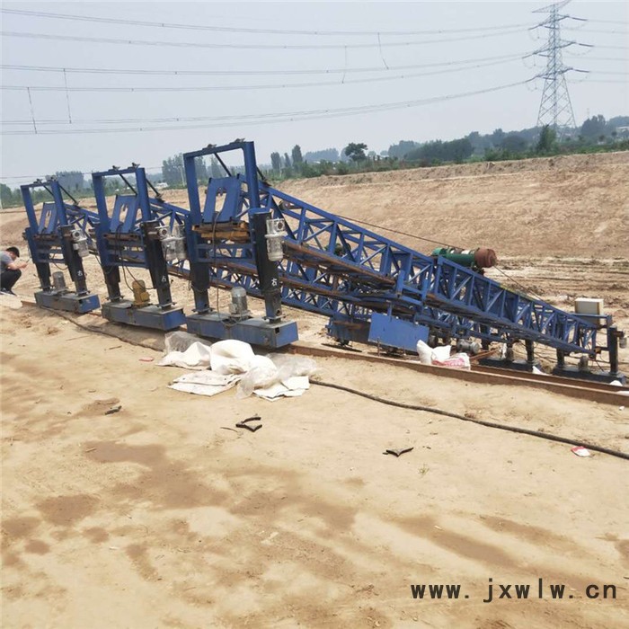 混凝土攤鋪成型機(jī) 水渠一次成型機(jī) 自走式渠道開槽機(jī)