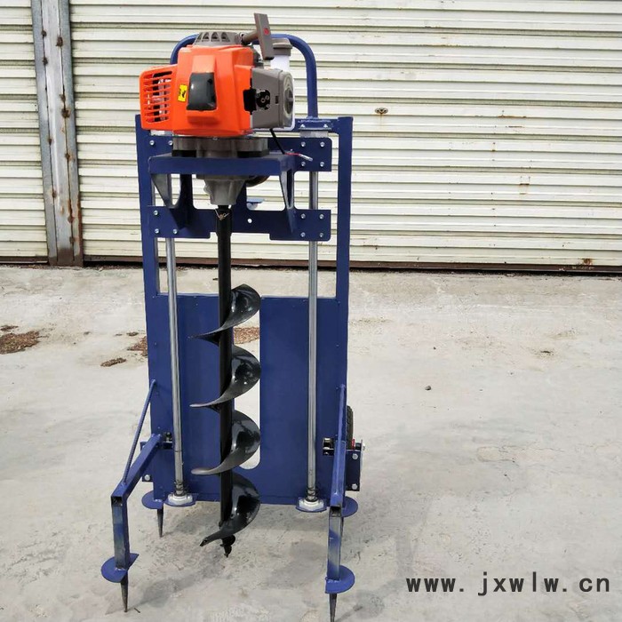 富興機(jī)械生產(chǎn)便攜式硬土打孔機(jī)批發(fā)1 手提式汽油挖坑機(jī) 園林螺旋地鉆機(jī)廠家