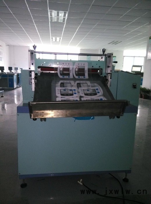 供應PET面板打孔機，PC面板沖孔機，亞克力面板