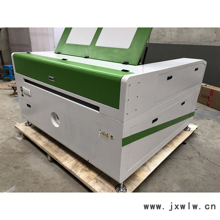創(chuàng)鑫1313 視覺定位激光識別切割 印花面料激光切割機(jī) 印花圖案自動巡邊切割機(jī)