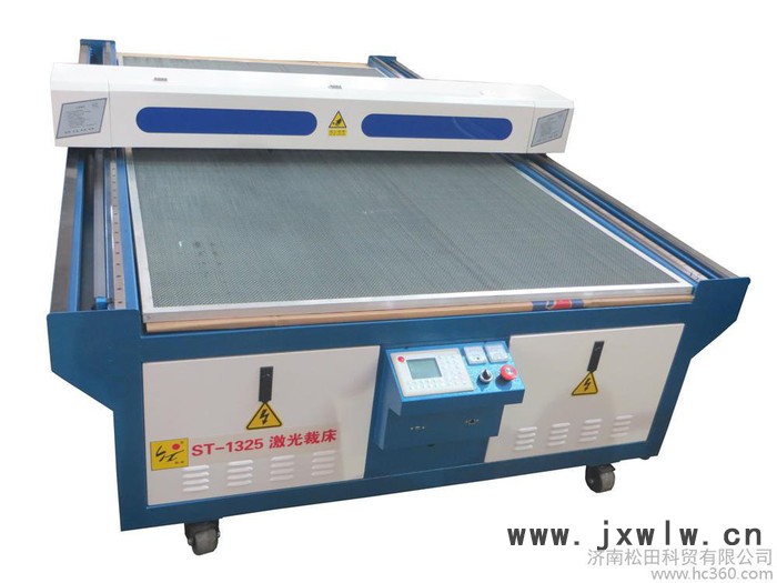 小型激光雕刻機(jī) 激光切割機(jī)  亞克力雕刻機(jī)  廣告雕刻機(jī)