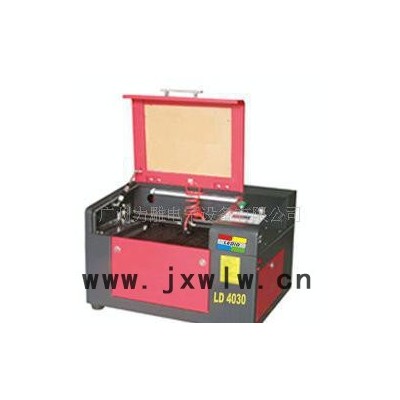 工藝品激光雕刻機(jī),布料激光雕刻機(jī),布料激光雕刻機(jī)，工藝品激光雕
