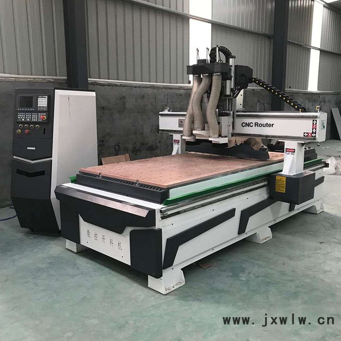 板式家具開料裝飾 重型四工序開料價格優(yōu)惠 板式家具木工雕刻機 越隆 現(xiàn)貨直銷