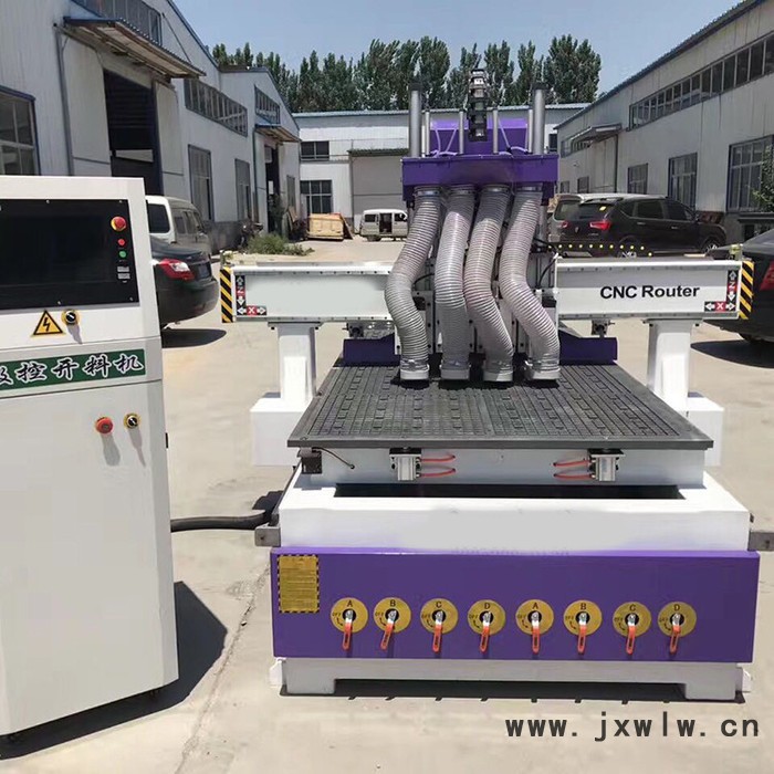 數(shù)控開料機 重型四工序開料價格優(yōu)惠 木工雕刻機配置報價 越隆 價格合理