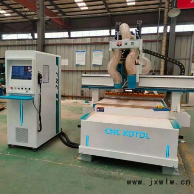 立成數(shù)控全自動開料機 櫥柜門數(shù)控下料機 1325木工開料機 雕刻機