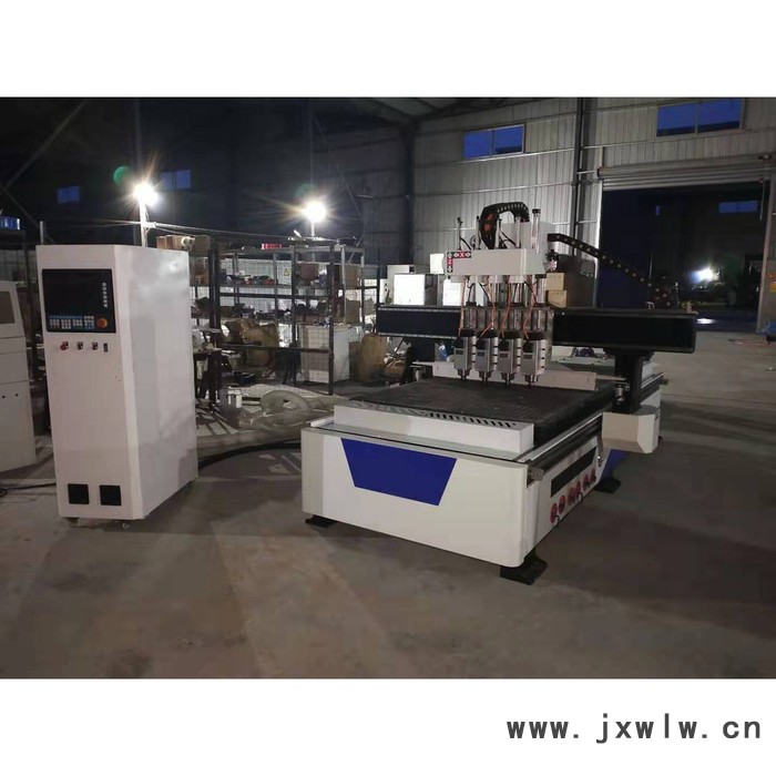 越隆L1325板式家具四工序開料機 四工序板式家具雕刻機 全自動木工下料機
