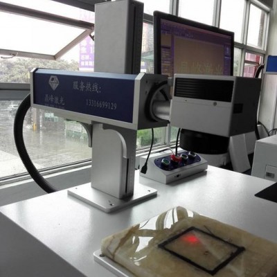 深圳公明金屬五金模具生產(chǎn)日期雕刻激光雕刻機，光纖激光打標機