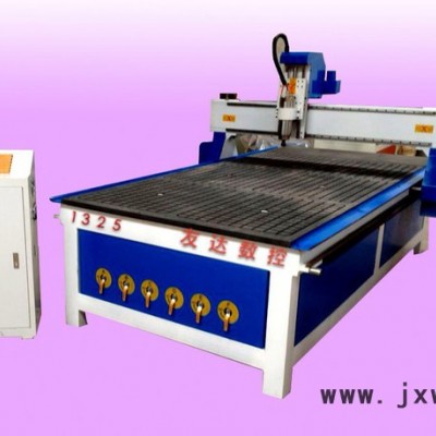 濟(jì)南友達(dá)1325單頭木工雕刻機(jī)  真空吸附 木門 家具雕刻機(jī) **