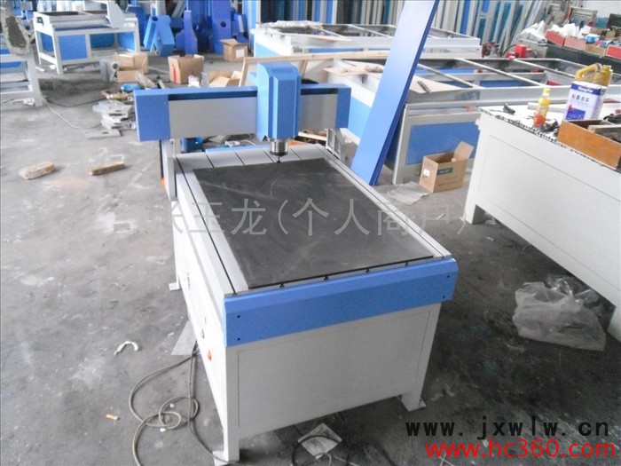 供應(yīng)誠聯(lián)6090690廣告雕刻機(jī)