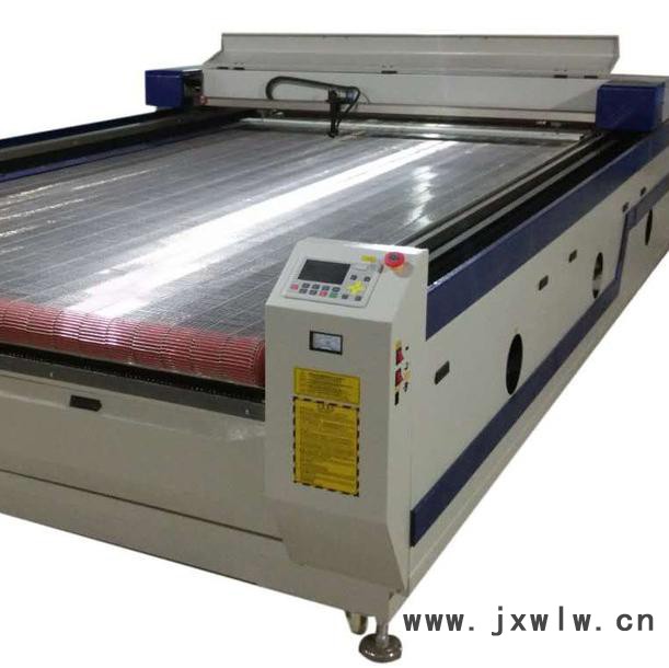 創(chuàng)鑫1630 震動刀切割機(jī) 數(shù)控切割機(jī) 智能裁剪機(jī)  自動送料激光切割機(jī)