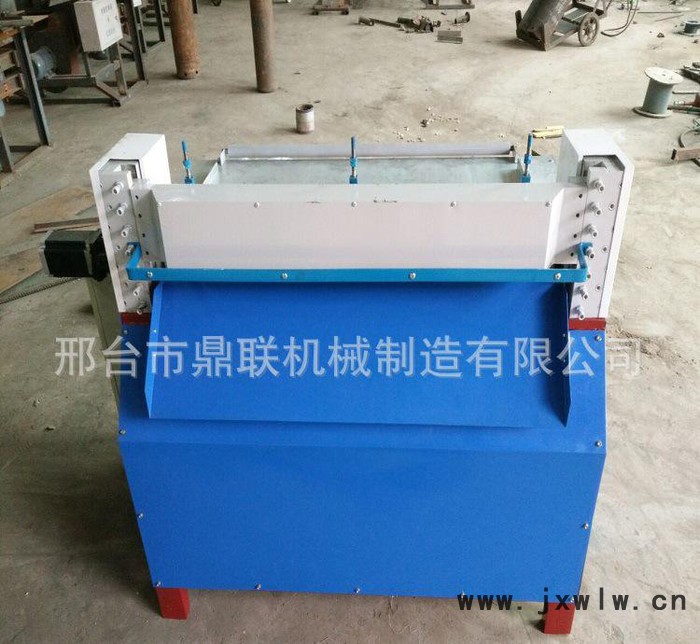 組個墊裁條機(jī) 硅橡膠密封條裁剪機(jī) 臥式數(shù)控切割條設(shè)備機(jī)器