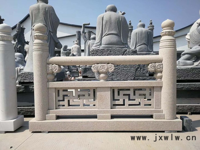 魯泉精工 石材木工雕刻機(jī)廣告雕刻機(jī)激光雕刻機(jī)等離子切割機(jī)濟(jì)南賣(mài)開(kāi)料機(jī)的廠家