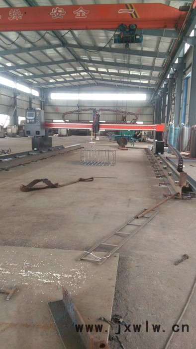 供應(yīng)龍門切割機 等離子切割機 等離子數(shù)控切割機 歡迎訂購