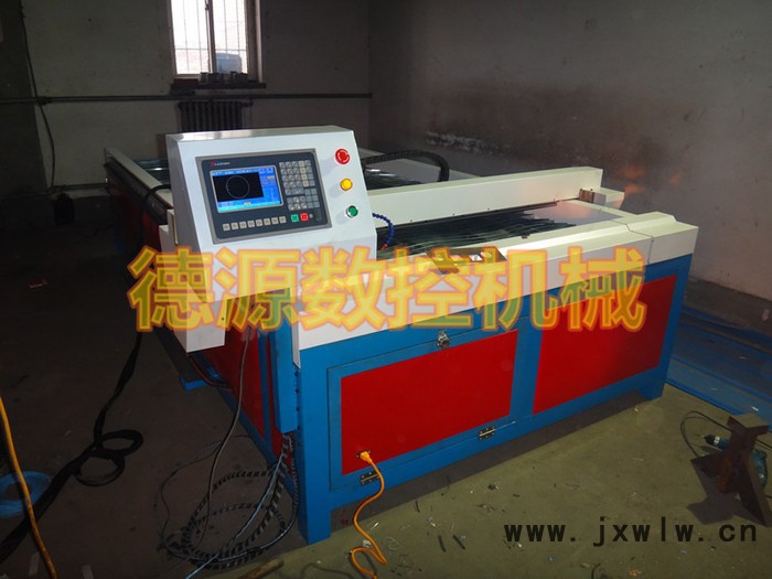 數(shù)控等離子切割機(jī)