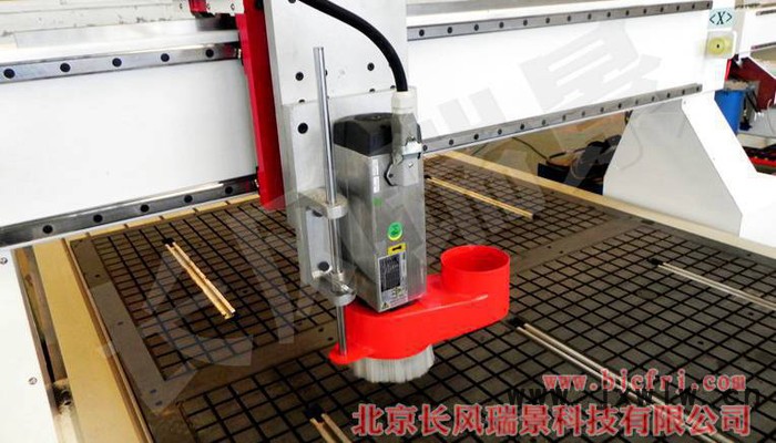 供應(yīng)1325木工雕刻機(jī)波浪板雕刻機(jī)廣告牌雕刻機(jī)亞克力雕刻機(jī)pvd雕刻機(jī)