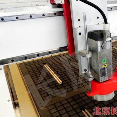供應(yīng)1325木工雕刻機(jī)波浪板雕刻機(jī)廣告牌雕刻機(jī)亞克力雕刻機(jī)pvd雕刻機(jī)