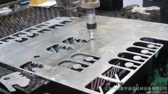 供應(yīng)美國飛馬特LFXY3015精密數(shù)控等離子切割機(jī)，精密數(shù)控