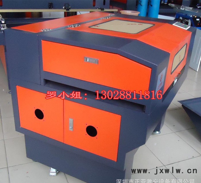 小型工藝品激光雕刻機(jī)亞克力皮革布料竹木廣告激光切割機(jī)