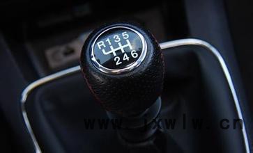 上海汽車配件變速器軸激光打標機/南京半導(dǎo)體激光器廠家專業(yè)更換