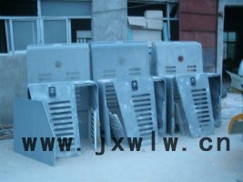 【徐工】 徐工261壓路機駕駛室   發(fā)動機機罩=