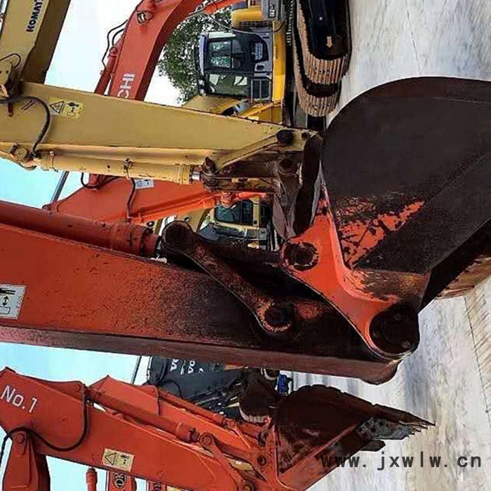 hitachi/日立 二手挖掘機(jī) 大小臂動(dòng)作協(xié)調(diào)不掉臂 發(fā)動(dòng)機(jī)運(yùn)轉(zhuǎn)良好 一點(diǎn)毛病沒有