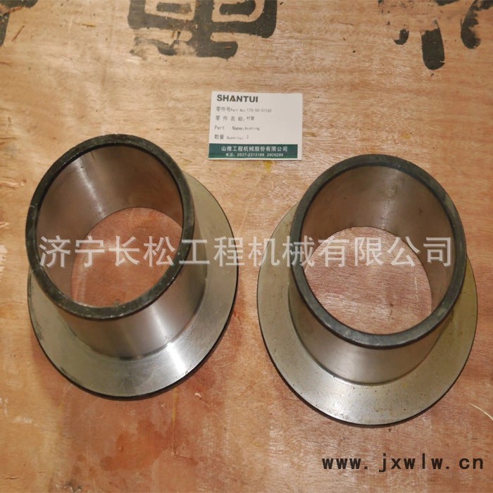 山推推土機配件SD32缸蓋4915442 推土機發(fā)動機NT855氣缸蓋4915442