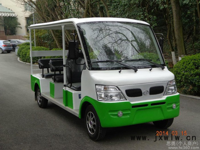 新疆燃油觀光車，DYZH汽油觀光車，中置后驅發(fā)動機燃油觀光車機：22321519，動力提升20%，東怡燃油車14座