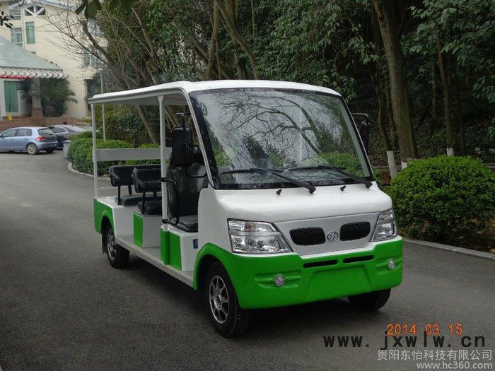 河池燃油觀光車買 熱線：4008 757800，中置后驅發(fā)動機燃油觀光車機，動力提升20%，東怡燃油車14座、11座