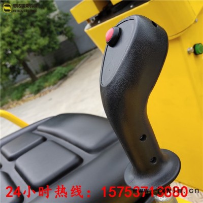 思拓瑞克ST2000 請為我轉(zhuǎn)身2噸全液壓振動壓路機(jī) 小型柴油三缸水冷洋馬發(fā)動機(jī)壓路機(jī) 瀝青管溝振動碾軋道機(jī)**價(jià)