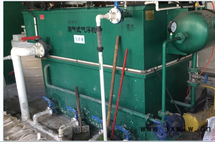 山東留潤環(huán)保設(shè)備LR-YW-10 氣浮機(jī)  平流式氣浮機(jī) 除油分離設(shè)備