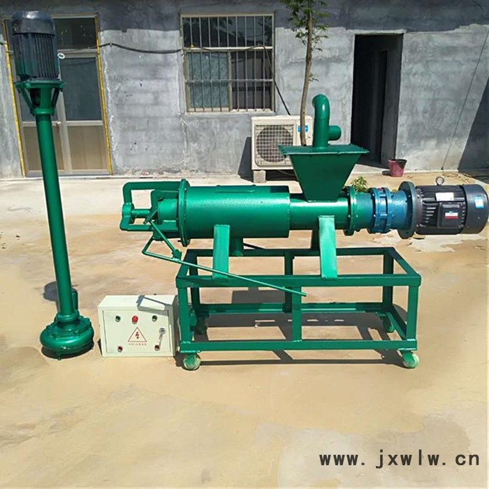 糞便干濕分離設(shè)備 牛糞脫水甩干機(jī) 啟航固液分離機(jī)圖片